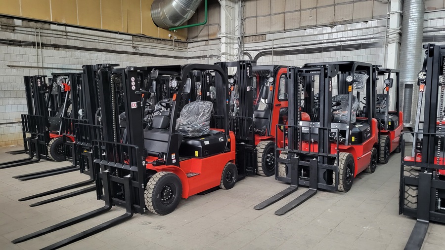 Тест-драйв складской техники на нашем складе в Коломне